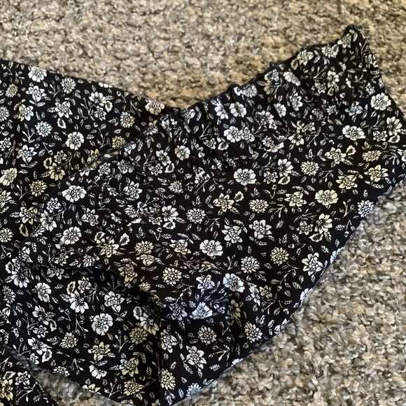 Nikki & Erin Long Sleeve Blouse, Size L *4 for $20* - Picture 4 of 5